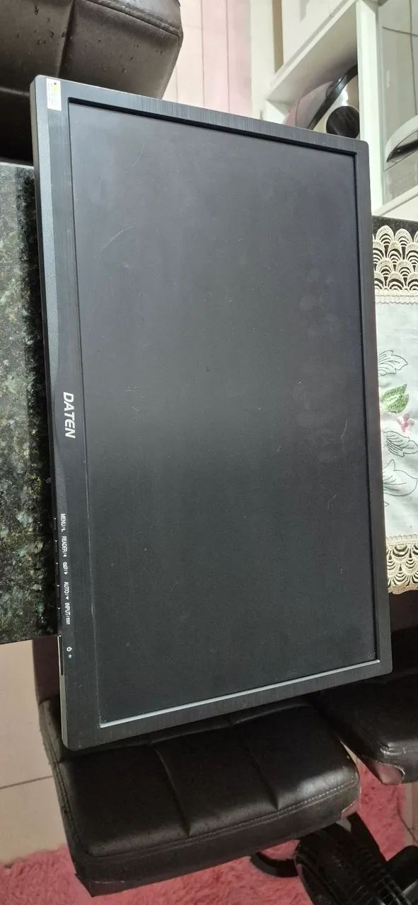 Monitor Daten 22 Polegadas Full HD (HDMI e VGA) - Ótimo para Trabalho e Estudo