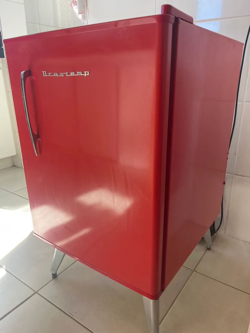 Frigobar Brastemp Retrô 76 Litros - Foto 2