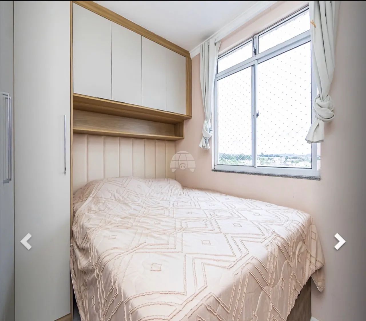 Apartamento semi mobiliado 