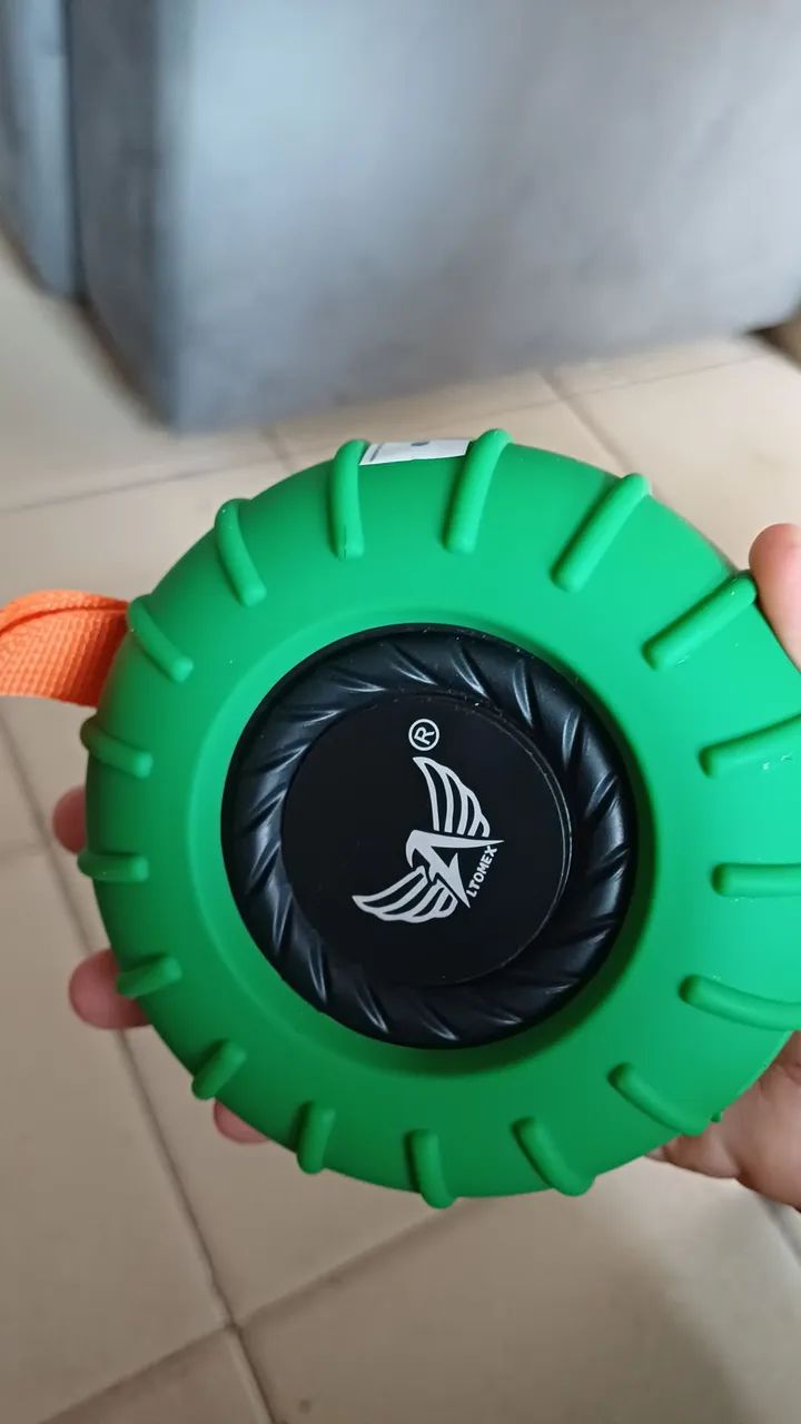 Vendo caixa de som pequena Bluetooth  - Foto 2