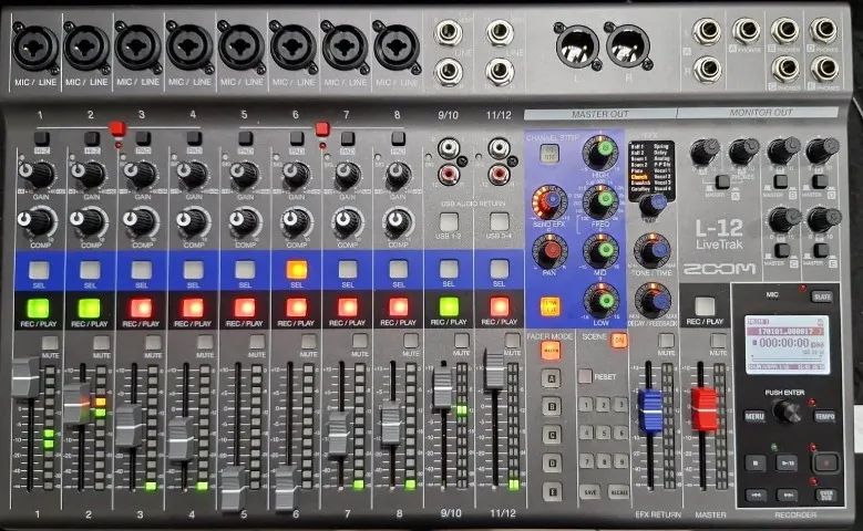 Mesa/Interface digital/Gravador ZOOM L-12  - Foto 2