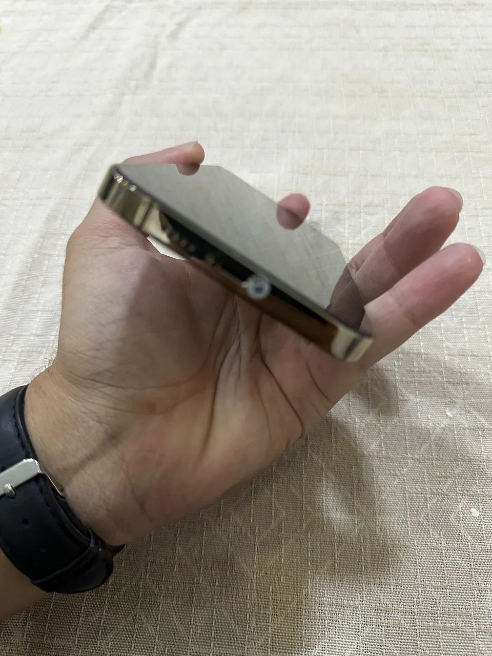 iPhone 14 Pro Max  - 128GB  - Foto 3