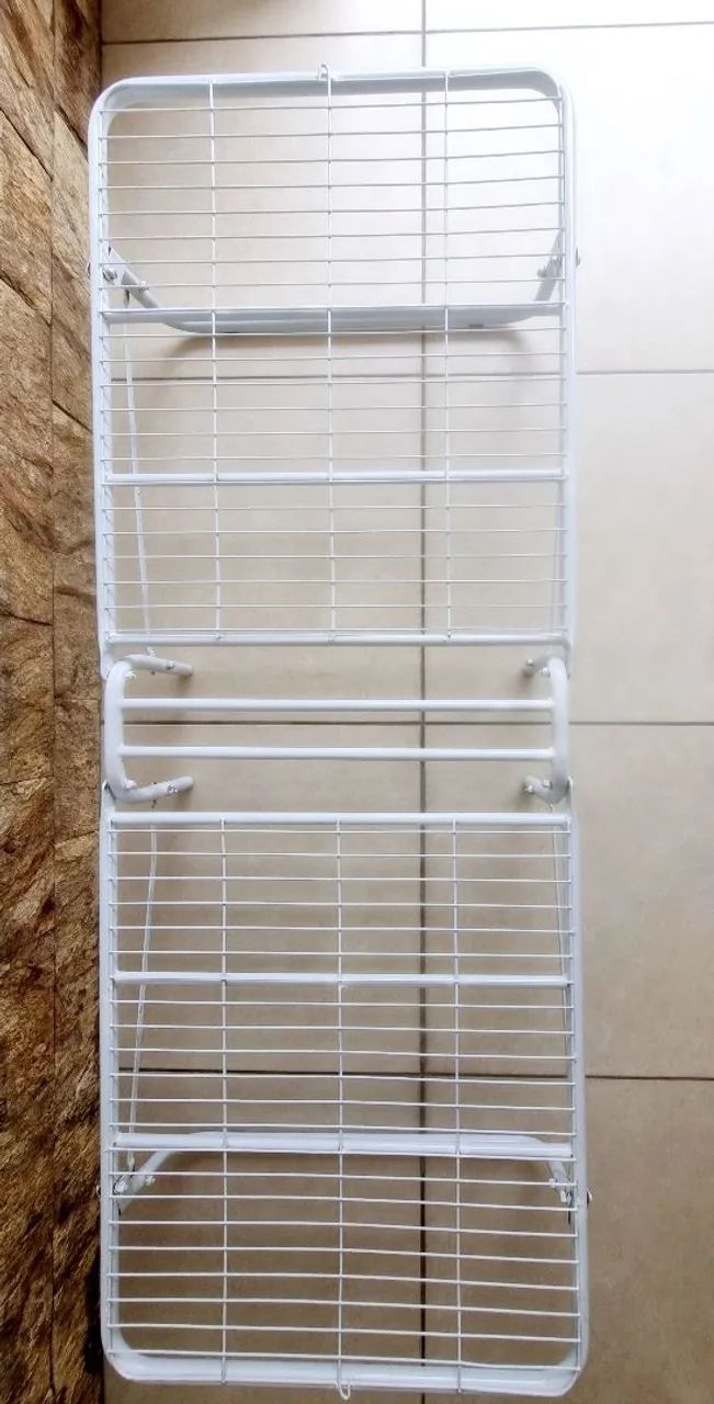 Cama dobrável c/ colchonete courino 