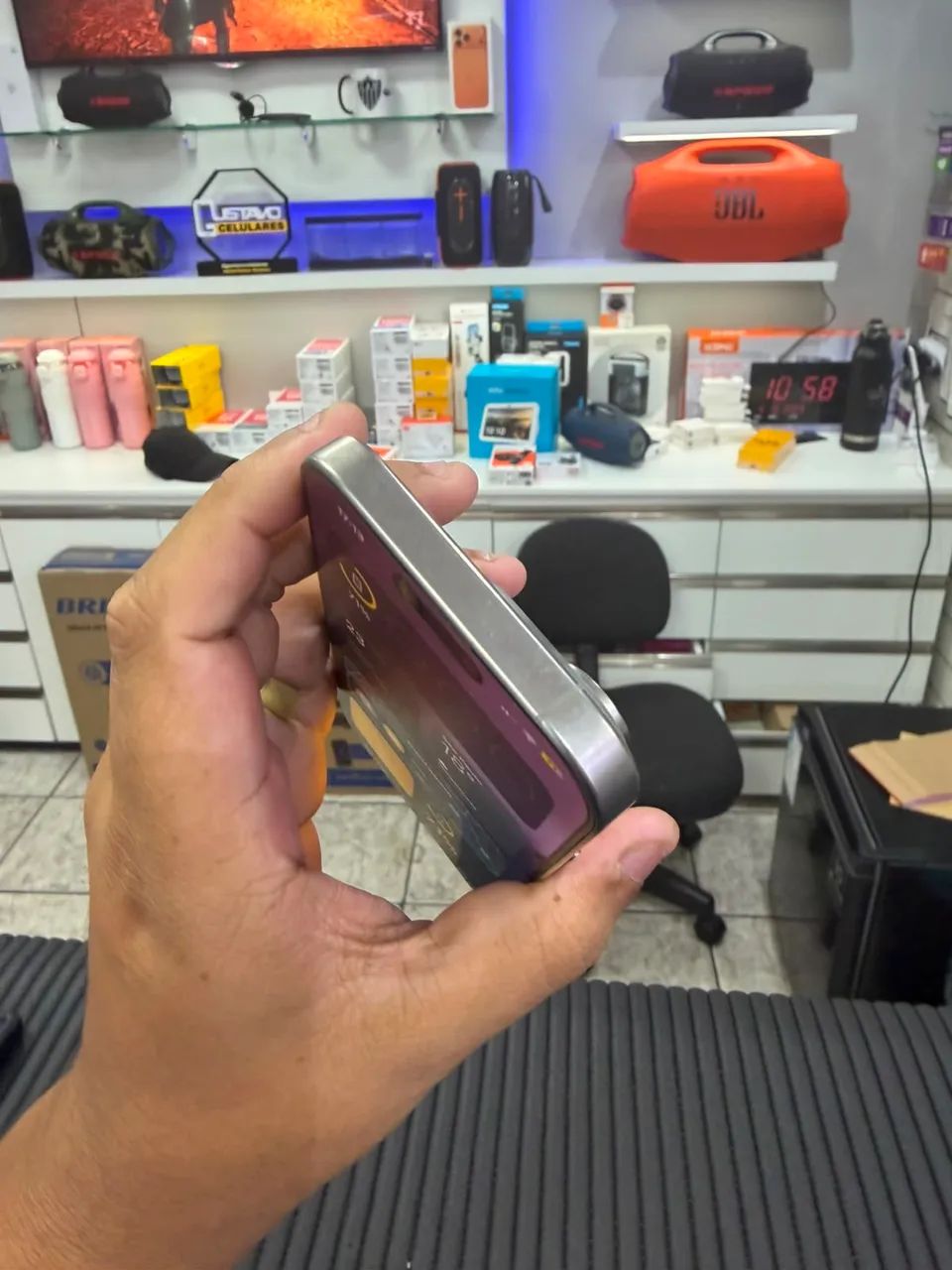 iPhone 16 pro 128gb - Foto 3