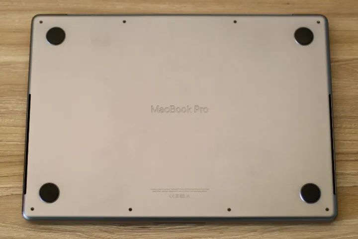 Macbook Pro M1 Pro 14" 16Gb Ram 512gb SSD 8-core CPU 14-core GPU Cinza Espacial - Foto 5