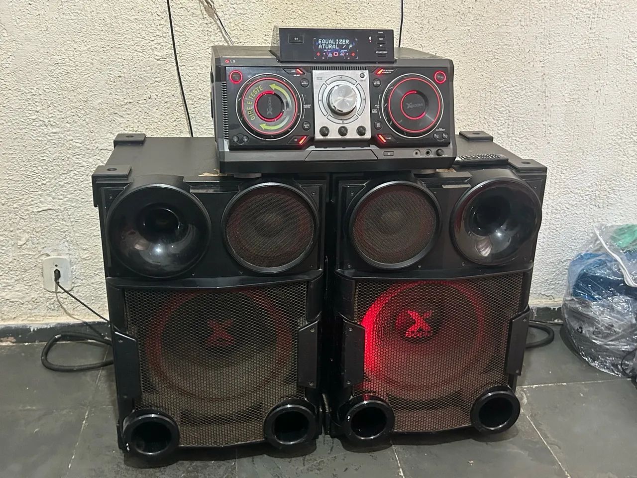 Caixa de som LG xboom