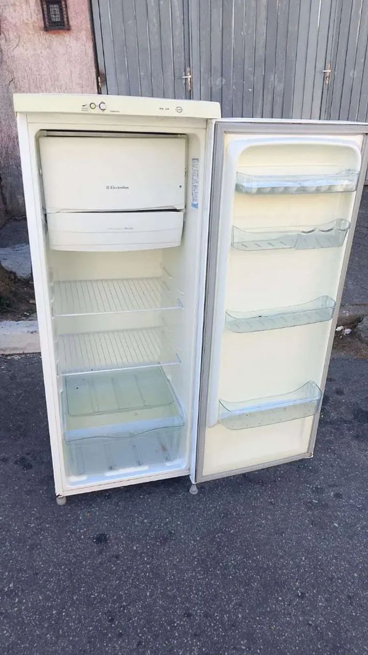 Geladeira Eletrolux  - Foto 2