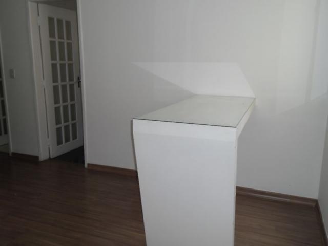 Imperdível: 2 quartos com excelente localização, vaga livre e coberta. - Foto 4