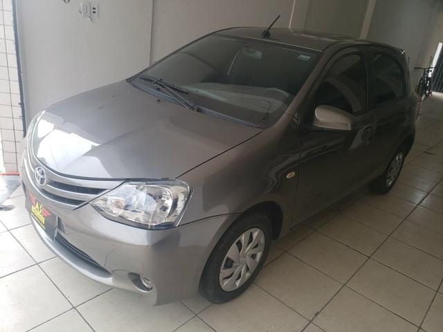 Toyota etios 1.5 XS faz 12 km/L