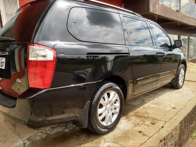 Kia Carnival EX 2012 apenas 64 mil km