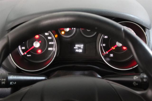 FIAT PUNTO 2013/2014 1.4 ATTRACTIVE 8V FLEX 4P MANUAL - Foto 12
