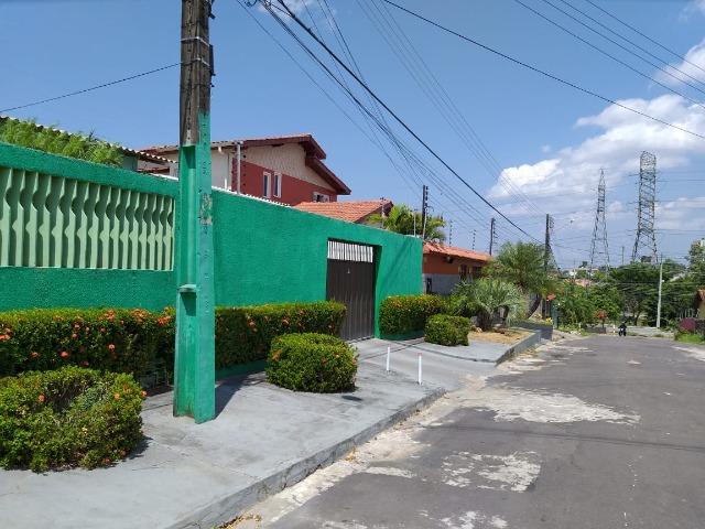 Alugo Linda casa Com Piscina no Parque 10 com 5 Quartos e 2 Suítes - Foto 12