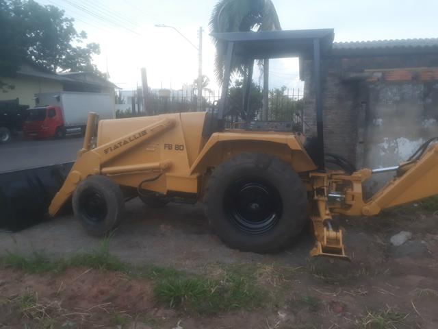 Retro escavadeira