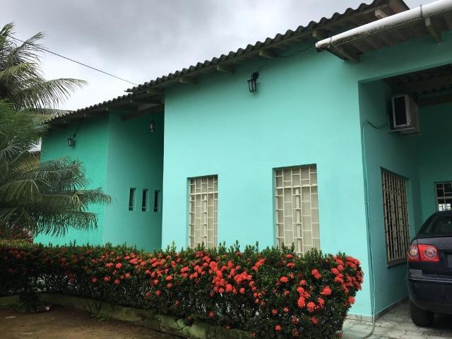 Alugo Linda casa Com Piscina no Parque 10 com 5 Quartos e 2 Suítes - Foto 11