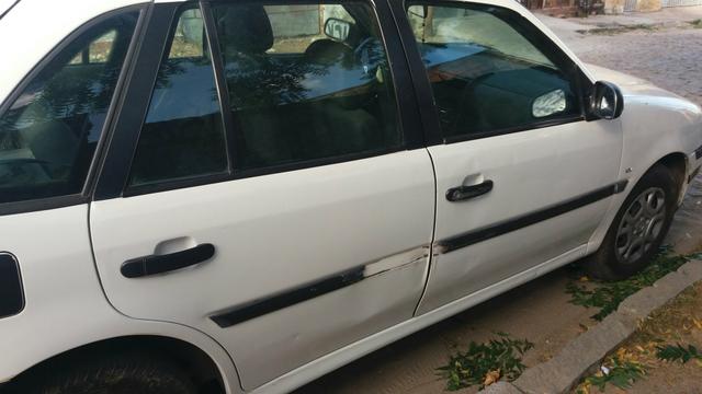 Carro para vender ou trocar . fialt ou palio documentação - Foto 2