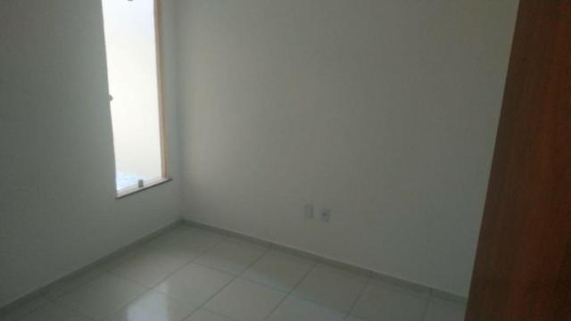 Casa com 2 quartos, 2 banheiros, varanda, sala de estar. - Foto 18