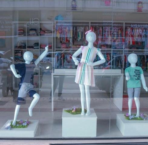 Vende-se loja de roupas e acessórios infantis completa - Foto 6