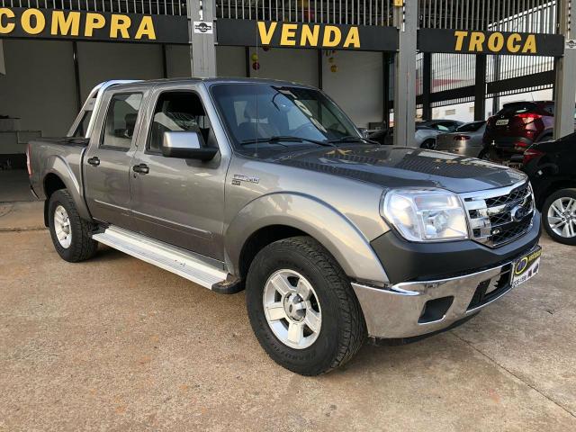 Ford - Ranger XLT 2.3 - Manual