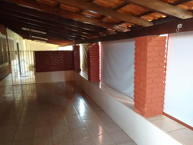 Chalé 3 dormitórios,sala, cozinha, mobiliado, garagem - Foto 2