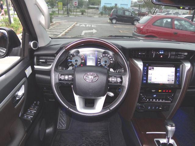 Hilux SW4 SRX 4x4 2.8 TDI 16V Dies. Aut. - Foto 7