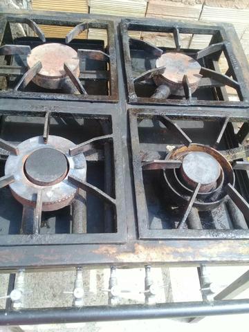 Fogão industrial 4 bocas 250 Reais - Foto 2