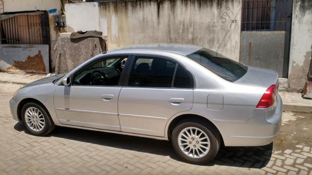 Vendo ou troco honda civic 2002 - Foto 7