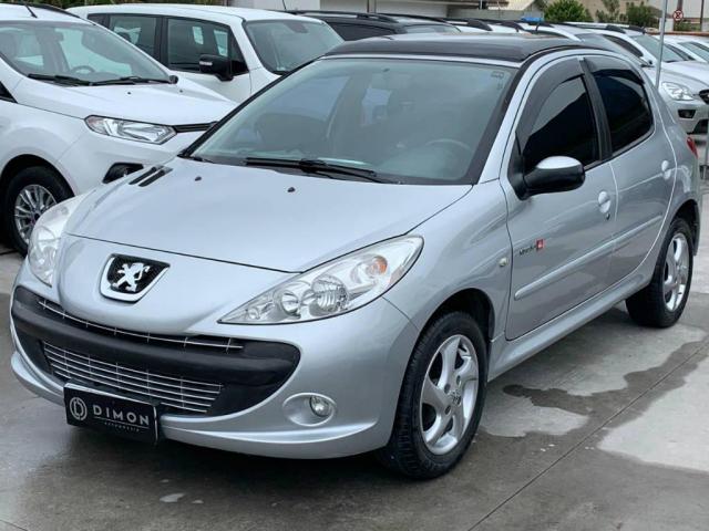 Peugeot 207 QUIKSILVER 1.4 - Foto 2