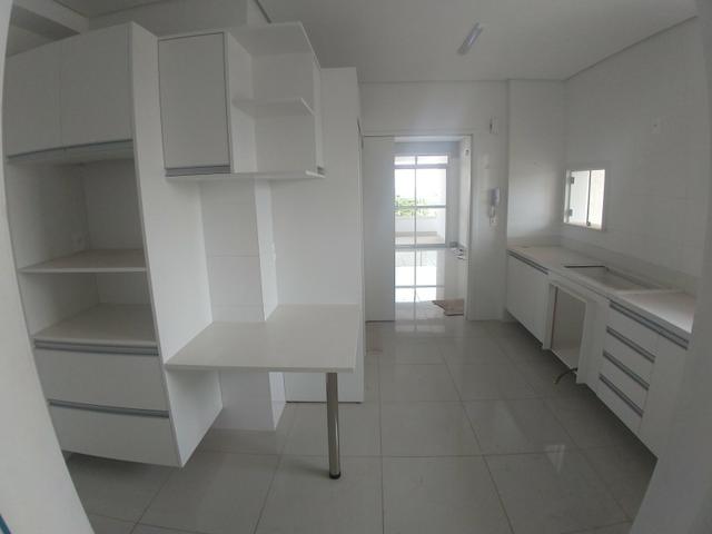 Excelente apt.Edif.Riviera Goiabeiras 169m² Comp de armários, prox. Shop.Estação - Foto 15
