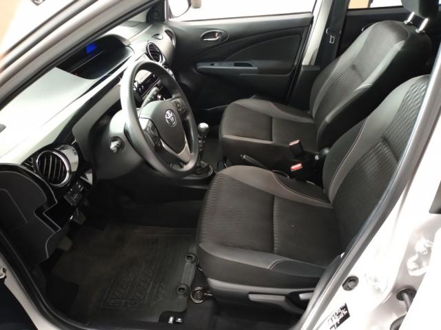 ETIOS 1.5 XS SEDAN 16V FLEX 4P MANUAL - Foto 6