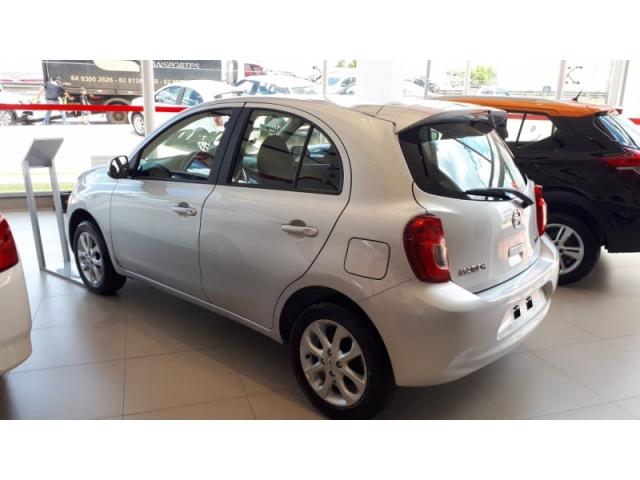 NISSAN MARCH 1.6 SV 16V FLEXSTART 4P 2019 - Foto 3