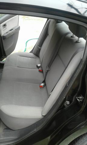 Sentra manual conservado 5 mil de ent - Foto 6