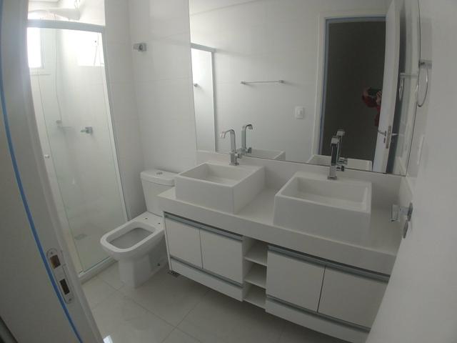 Excelente apt.Edif.Riviera Goiabeiras 169m² Comp de armários, prox. Shop.Estação - Foto 16