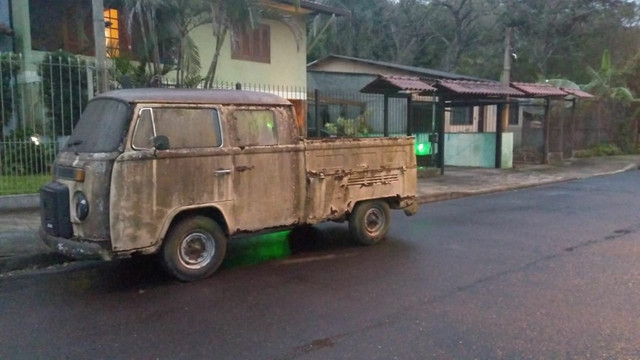 Oportunidade única ! Kombi Raridade- Contato whats na descrição . - Foto 2