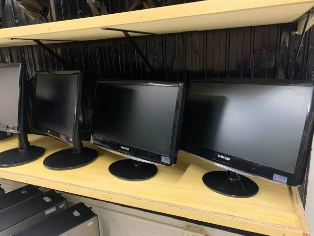 Monitor Lcd 22 Pol marcas diversas Lg Samsung