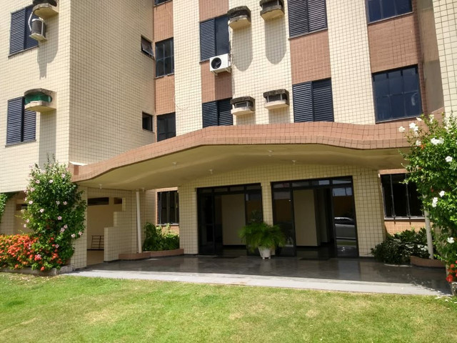 Grande apartamento para aluguel em Salinas. Ed. Bariloche. 4 quartos, s/ 3 suítes - Foto 5