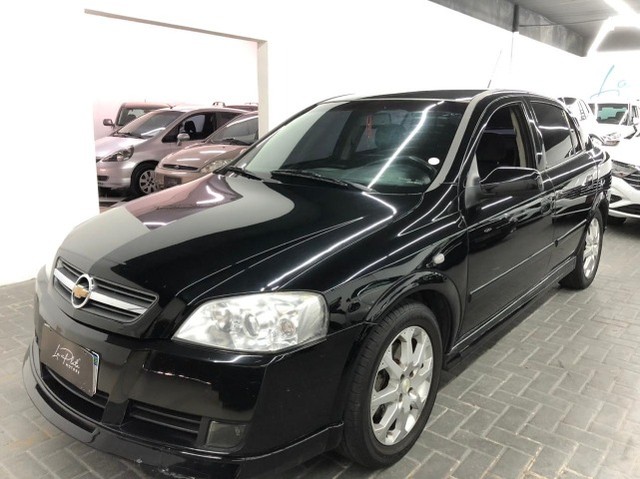 Chevrolet Astra 2.0 Mpfi Elegance em Curitiba