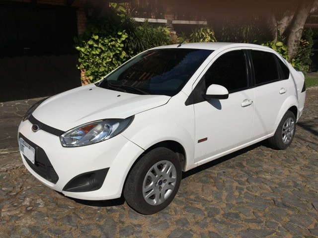 FIESTA SEDAN CLASS 1.6 2013
