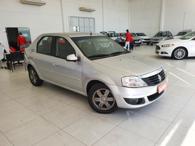 RENAULT LOGAN EXPRESSION 1.6 HI-FLEX