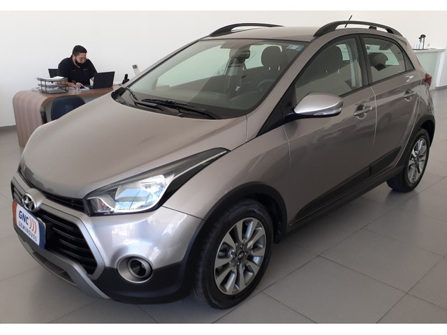 HYUNDAI HB20X 1.6 16V STYLE FLEX 4P AUTOMATICO