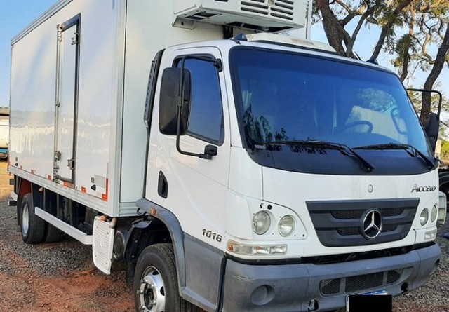 MB 1016 REFRIGERADO 2013
