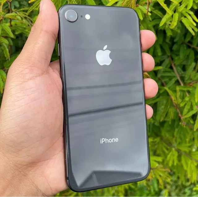 iPhone 8 Preto 64 Gb - Semi Novo Intacto