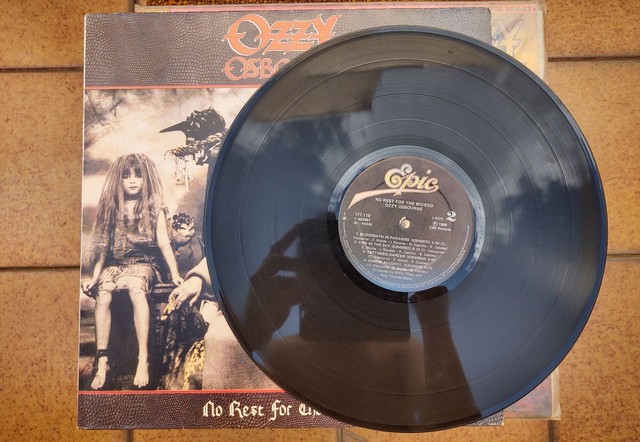 Lp do Ozzy Osbourne - No Rest For The Wicked  - Foto 3