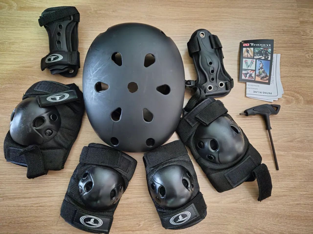 Patins Traxart Revolt + Equipamentos + Mochila - Foto 3