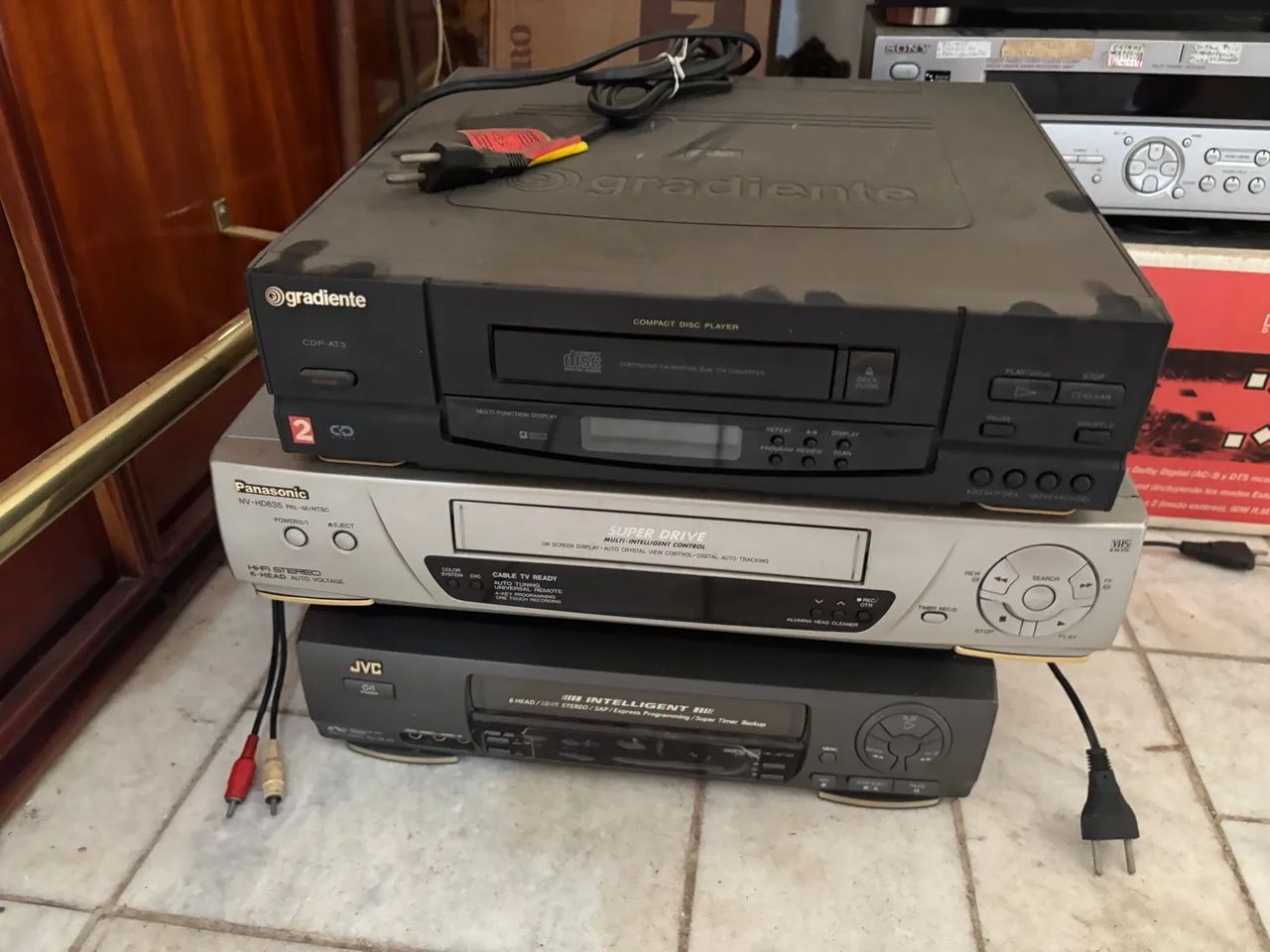 Lote de Equipamentos de Vídeo - VHS, DVD e Blu-ray - Foto 2