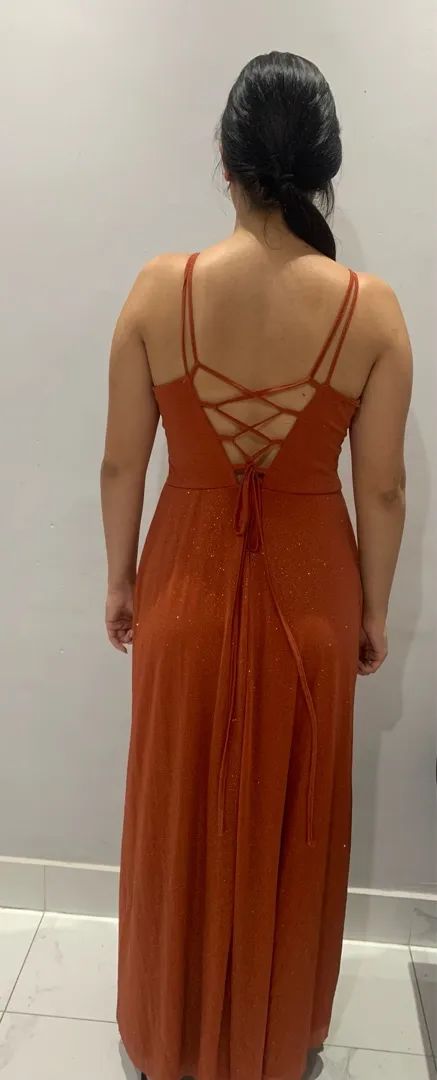 Vestido terracota de festa para madrinhas - Foto 5