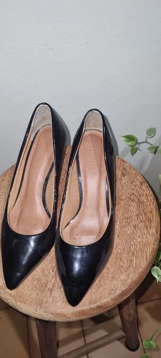 Scarpin verniz marisa