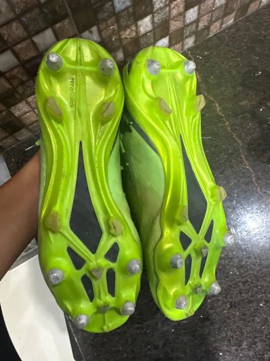 Chuteiras Adidas - Tamanho 41 - Usadas - Foto 3