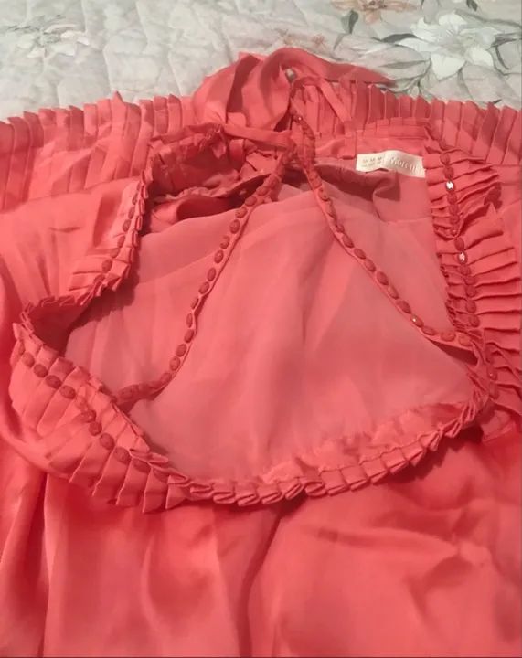 Vestido Rosa Decote V com Detalhes em Renda - Foto 4