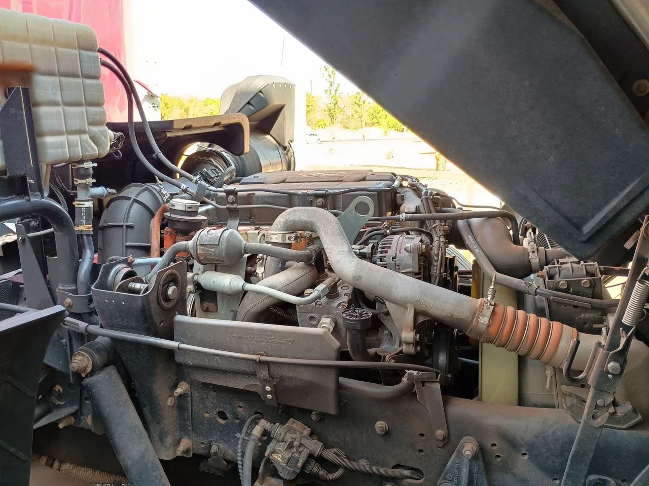 Caminhão pra transporte de bebidas 17 190 - Foto 12