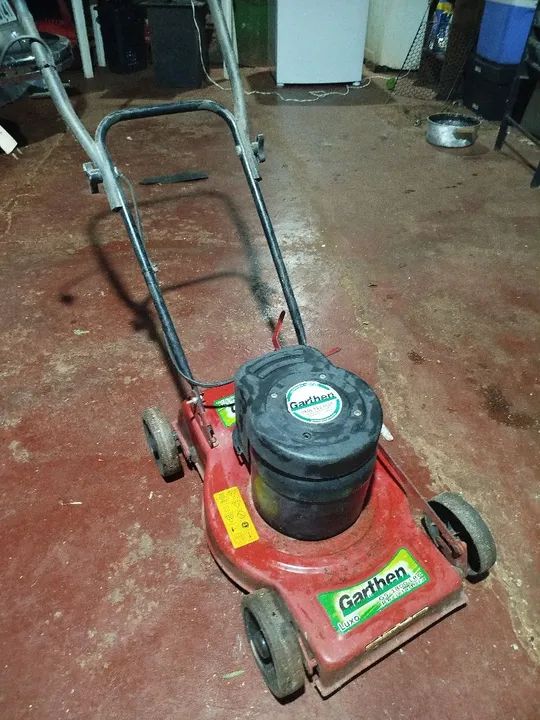 Roçadeira Garthen - Área externa impecável!